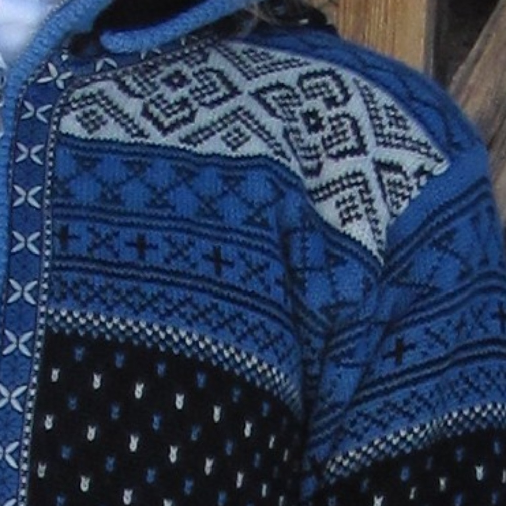 sweater jacket - Picture 2 of 2